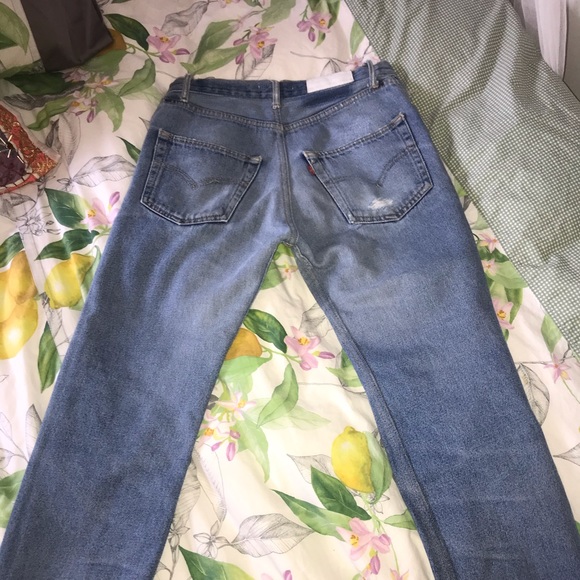 COPY - Re/Done Levi’s - Picture 2 of 4